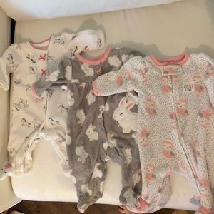 Perfect fleece PREEMIE footie bundle!!